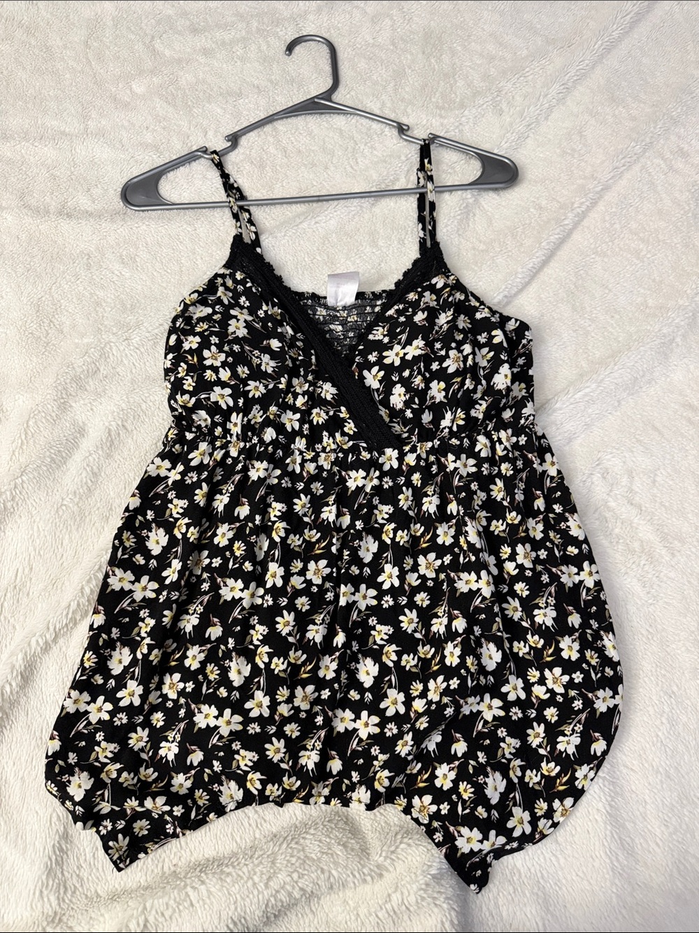 Floral Black & White Spaghetti-Strap Women's Top